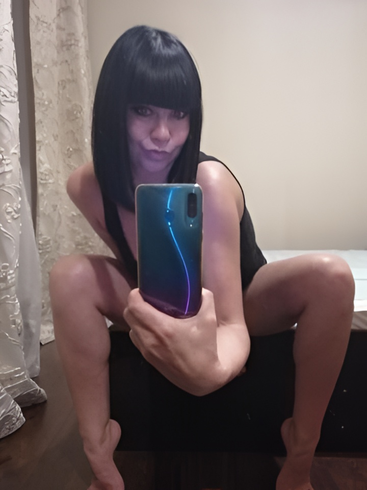 Аврора привлекальеная девушка из Таганрога цена от 3000 руб