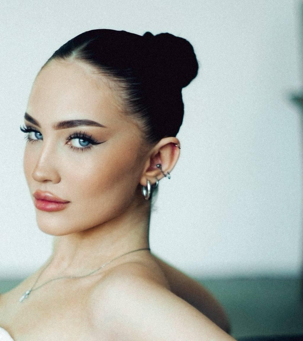 Светик привлекальеная девушка из Таганрога цена от 6000 руб