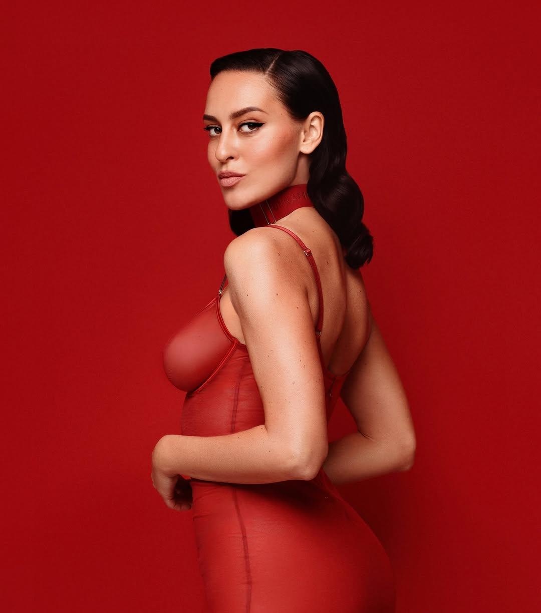 Диана привлекальеная девушка из Таганрога цена от 7000 руб