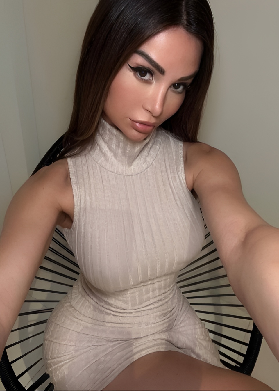 Дина привлекательная девушка из Таганрога цена от 8000 руб