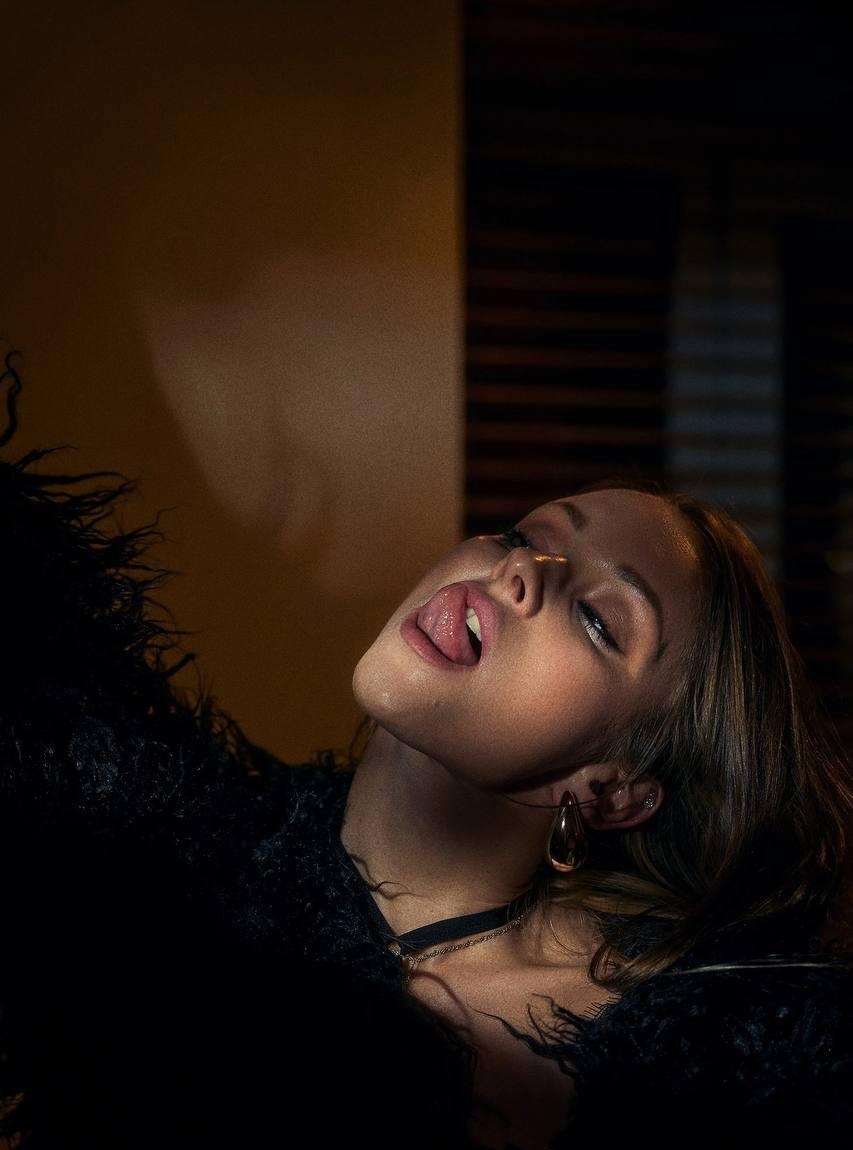 Индивидуалка Света, доступна для личного знакомства от 6000 руб