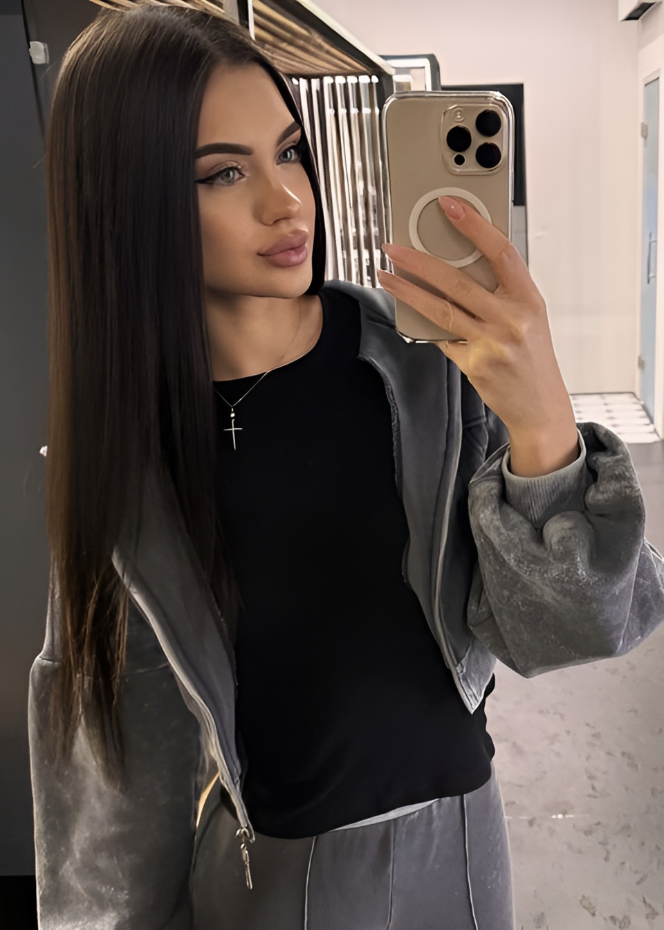 Индивидуалка МАЛЛИНА, доступна для личного знакомства от 18000 руб