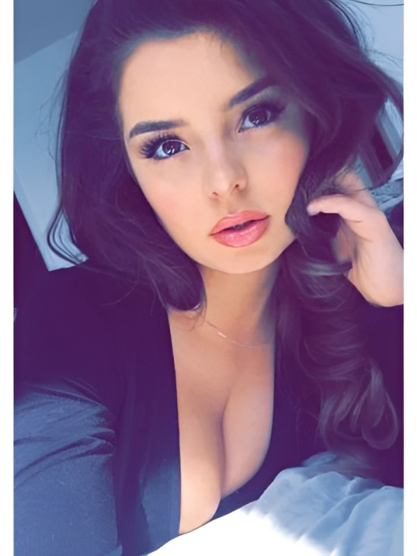 Виолетта привлекательная девушка из Таганрога цена от 10000 руб